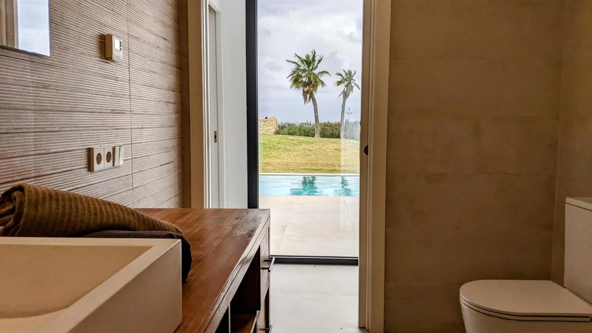 Casa Vivero Es Velar Muro Spagna